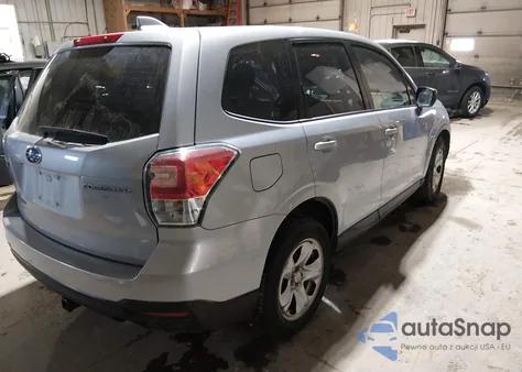 2018 Subaru Forester 2.5I z USA, uszkodzony, nr VIN JF2SJAAC5JG474590